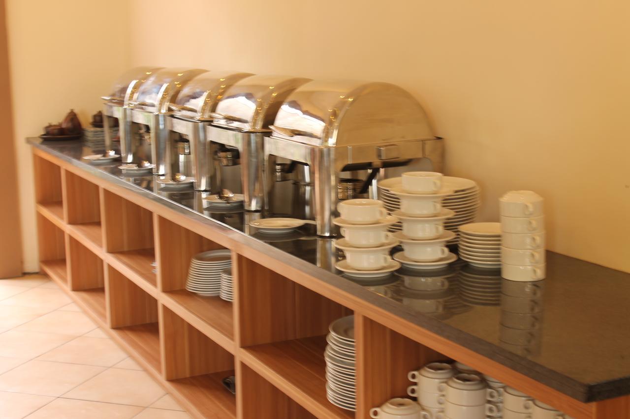 Akasa Hotel Kaliurang Kültér fotó
