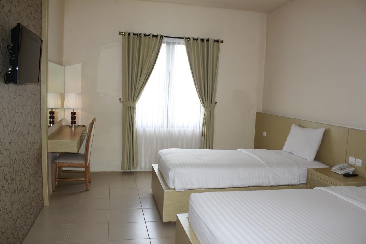 Akasa Hotel Kaliurang Kültér fotó